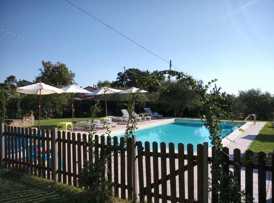 Agriturismo Al Rifugio Divino Belvedere Ostrense Kültér fotó