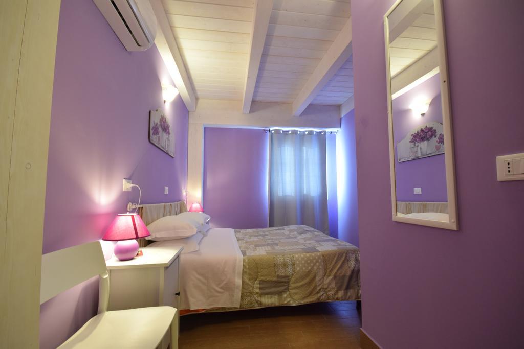Agriturismo Al Rifugio Divino Belvedere Ostrense Kültér fotó